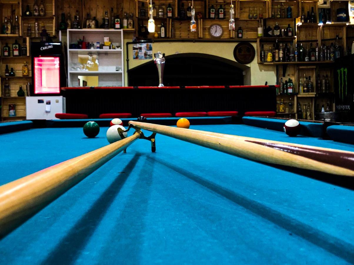 Whole Basement Former Pub3 For Bachelor / Bachelorette Party Budapest Esterno foto