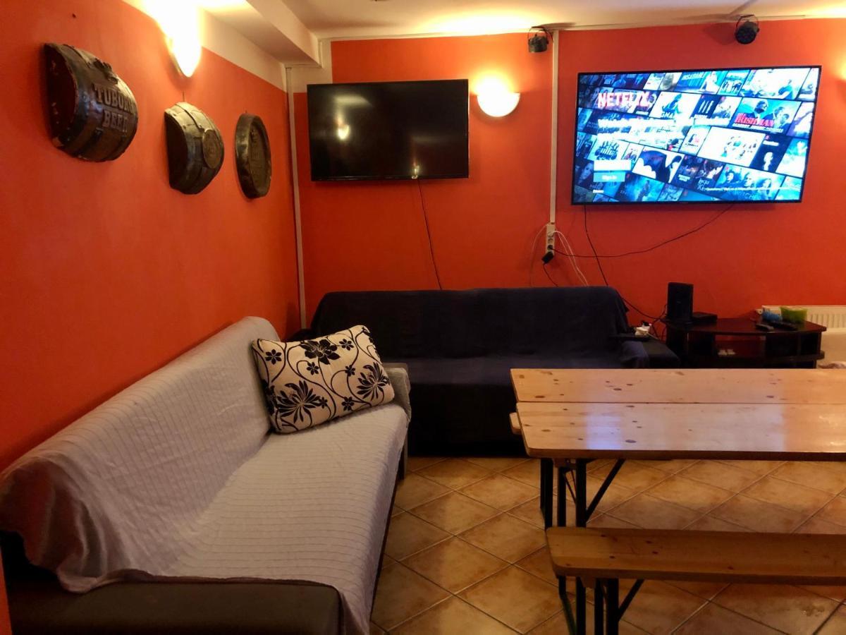 Whole Basement Former Pub3 For Bachelor / Bachelorette Party Budapest Esterno foto