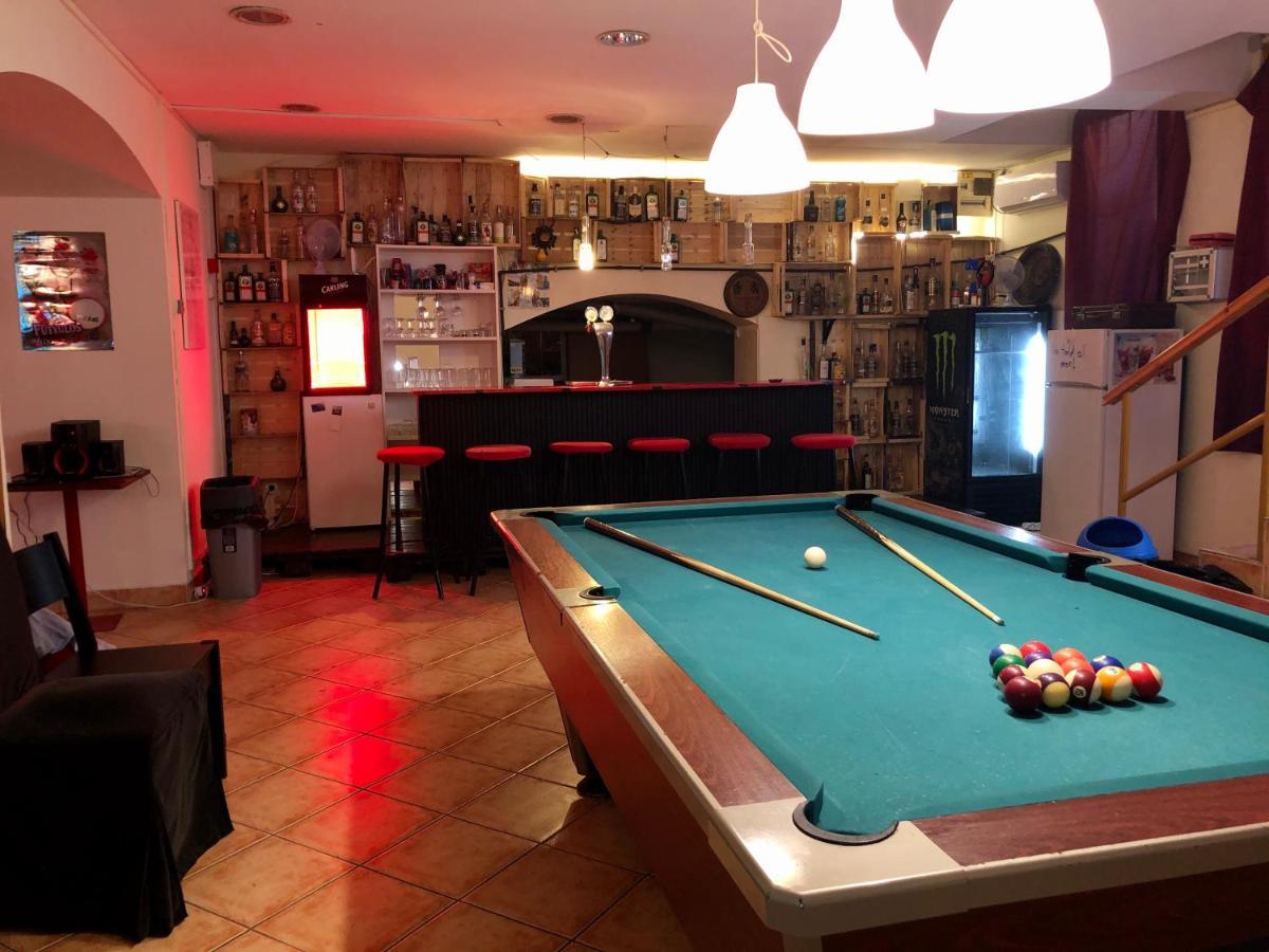 Whole Basement Former Pub3 For Bachelor / Bachelorette Party Budapest Esterno foto